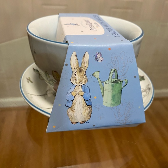 NEW Beatrix Potter The World of Peter Rabbit Teacup With Saucer - Picture 5 of 5